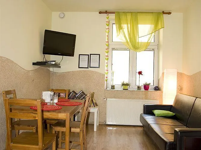 بيت شباب Flower كراكوفيا