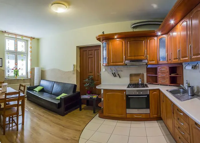 بيت شباب Flower